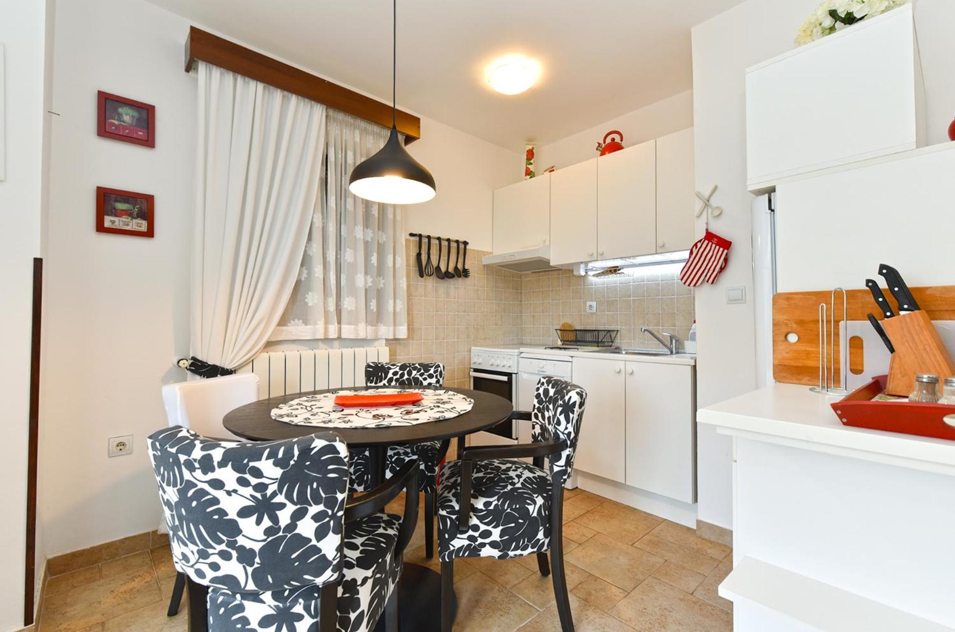 Apartments Zeljka 1787 沃德年 外观 照片