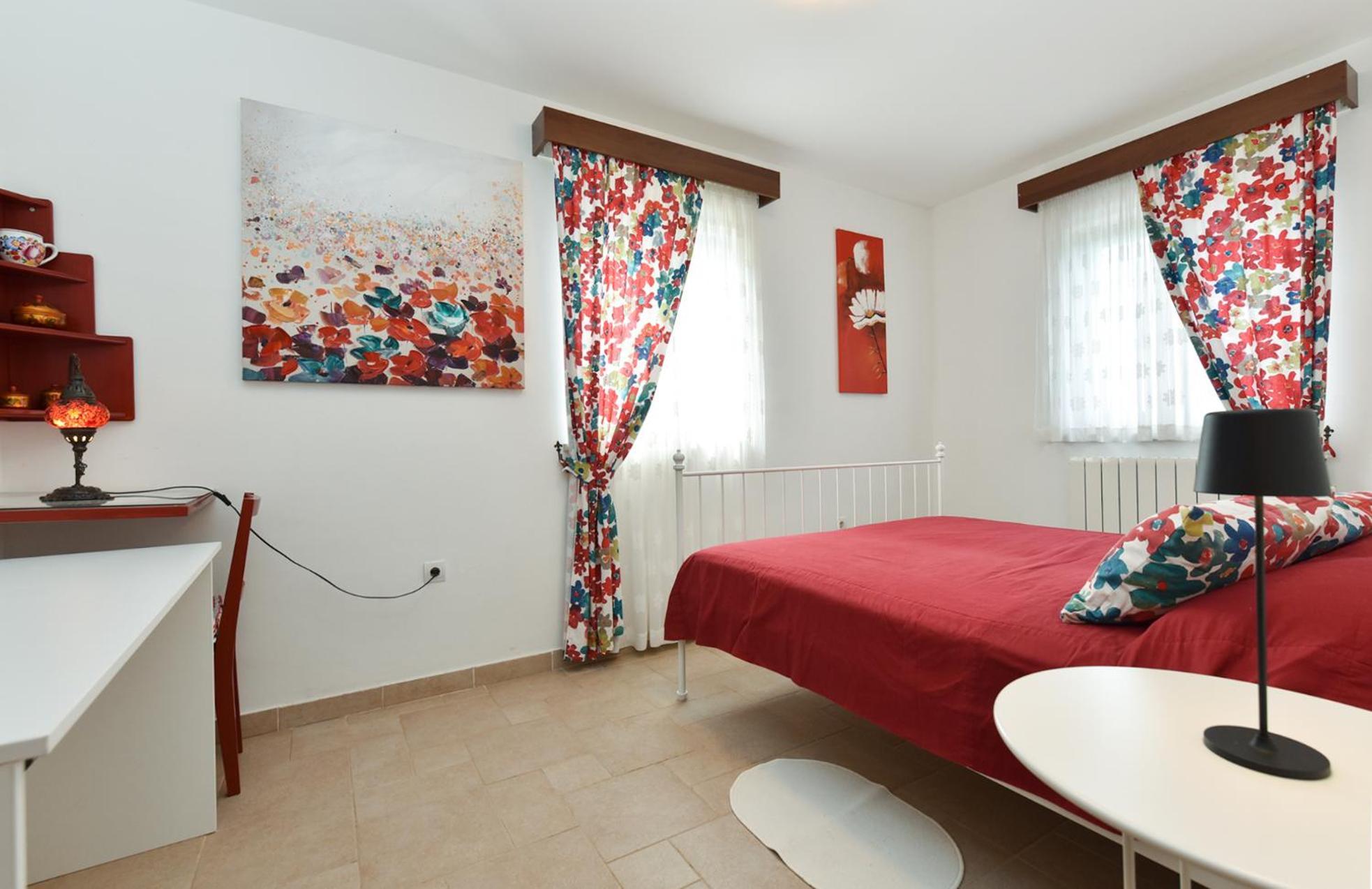 Apartments Zeljka 1787 沃德年 外观 照片