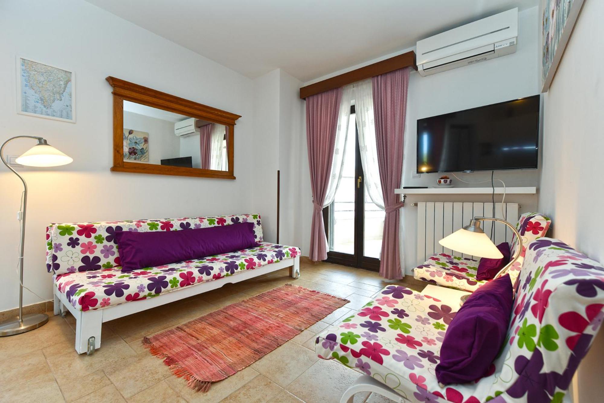 Apartments Zeljka 1787 沃德年 外观 照片